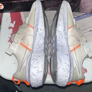 Crater Impact Summit White Crimson